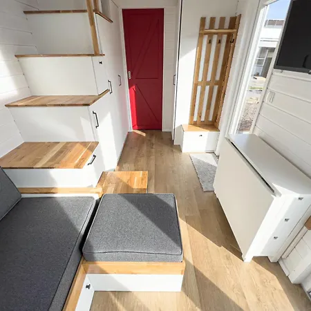 Red Tiny House Campingplatz